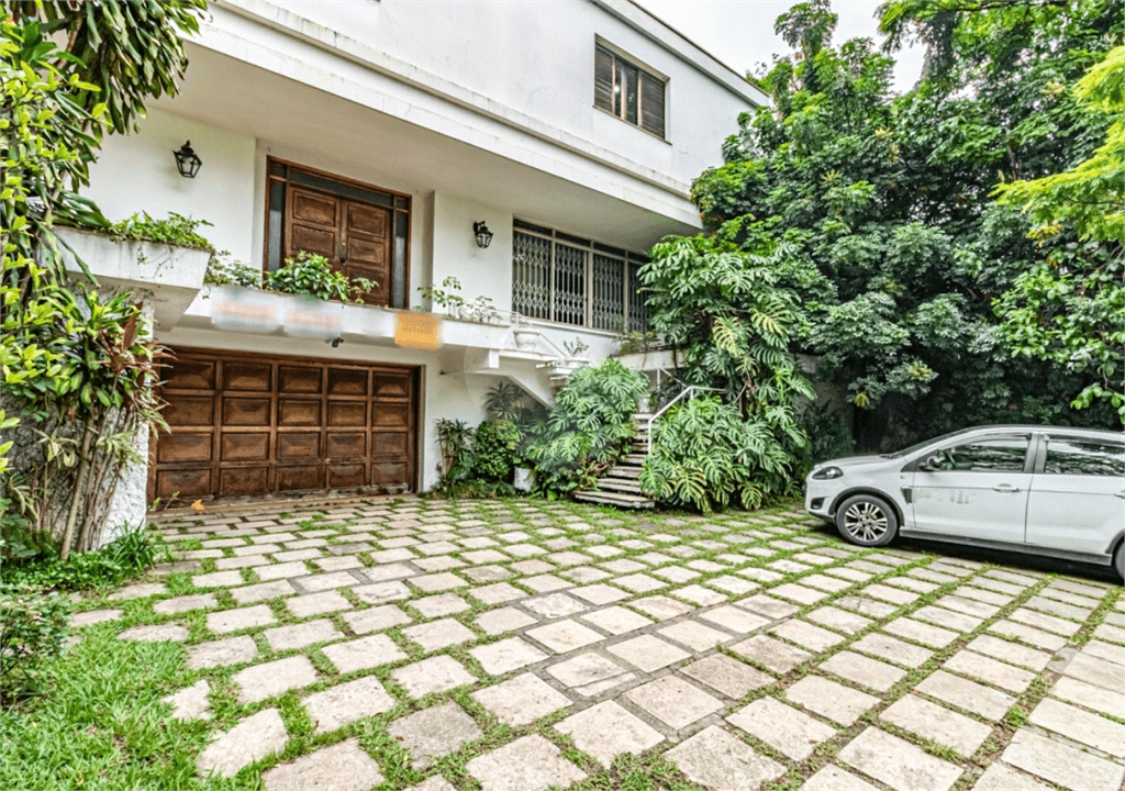 Sobrado com 5 quartos à venda ou para locação em Jardim guedala - SP