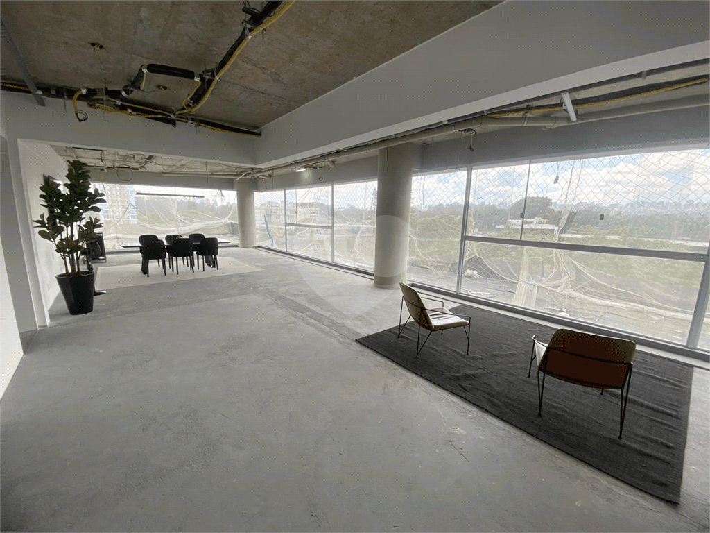 Apartamento com 4 quartos à venda em Ibirapuera - SP