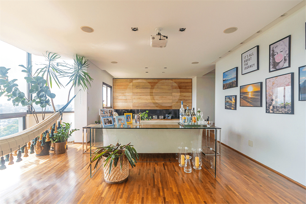 Apartamento com 3 quartos à venda em Vila madalena - SP