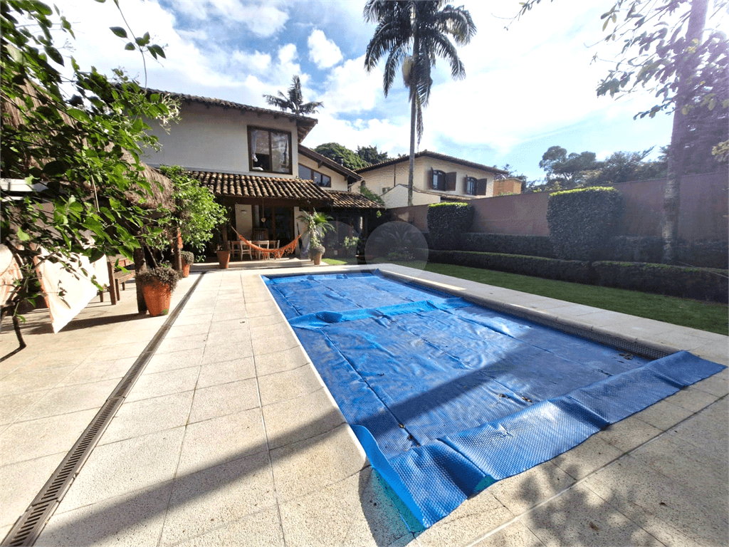 Sobrado com 4 quartos à venda em Jardim dos estados - SP