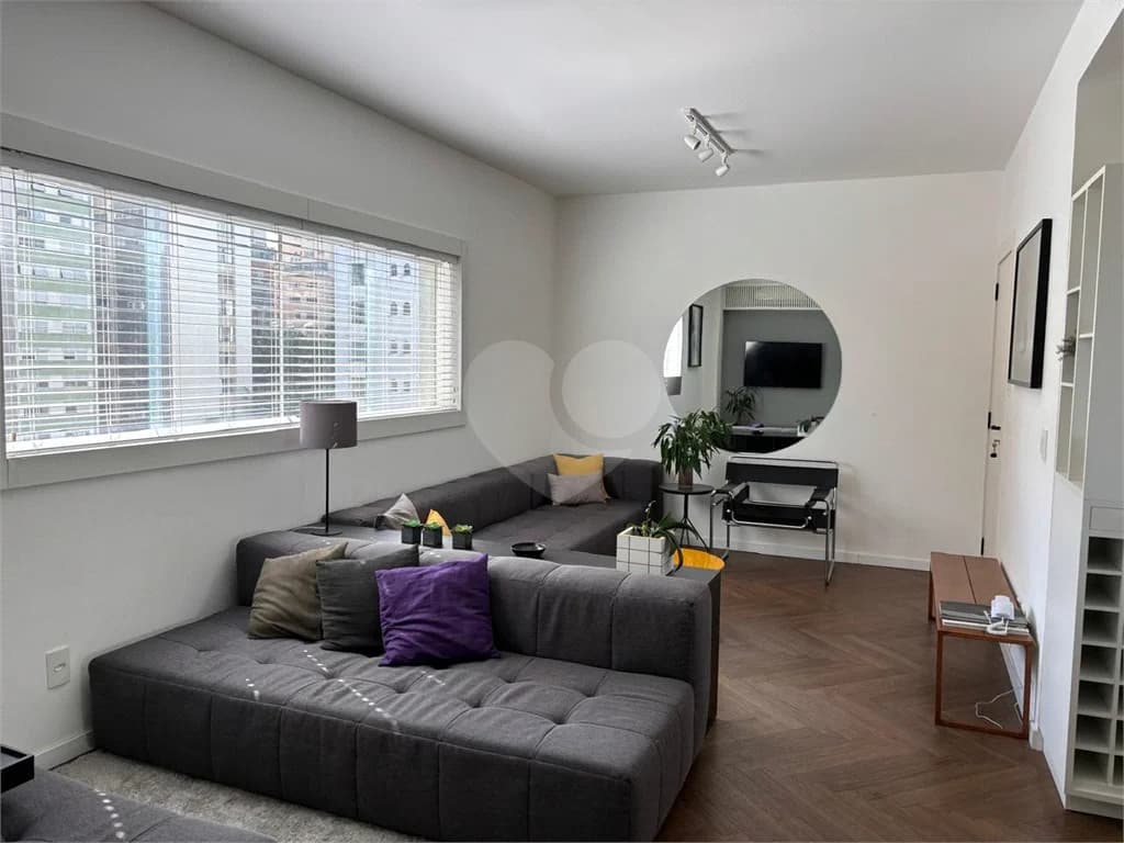 Apartamento com 2 quartos à venda ou para locação em Cerqueira césar - SP