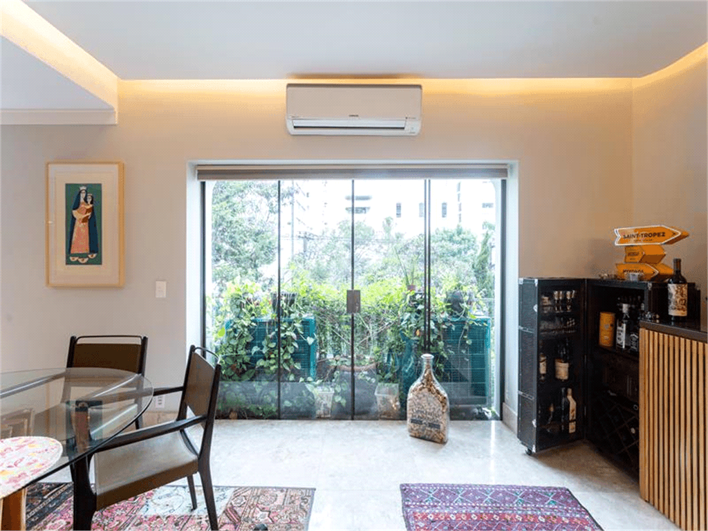 Apartamento com 3 quartos à venda em Consolação - SP