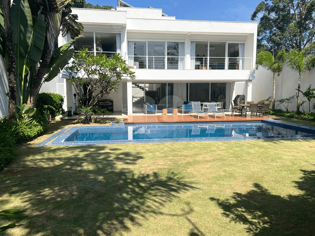 Casa com 5 quartos à venda em Morumbi - SP