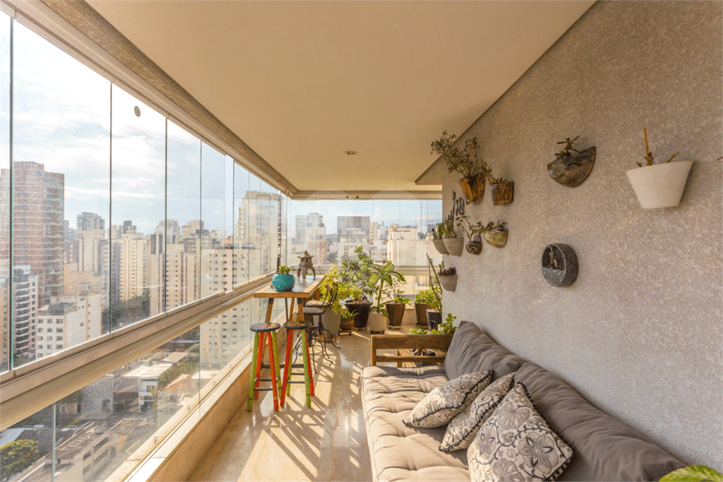Apartamento com 4 quartos à venda em Pinheiros - SP