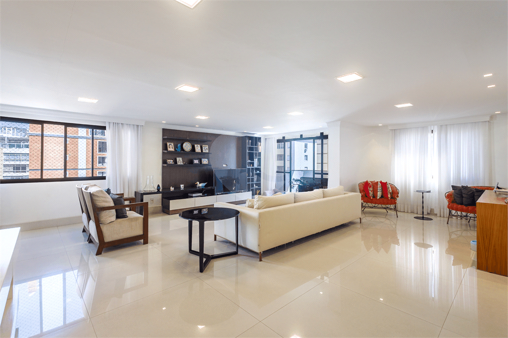Apartamento com 4 quartos à venda em Cerqueira césar - SP