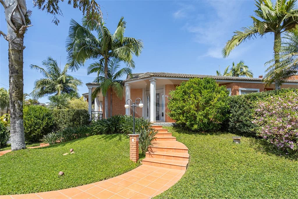 Casa com 3 quartos à venda em Tamboré - SP