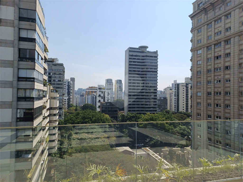 Apartamento com 3 quartos à venda em Vila nova conceição - SP