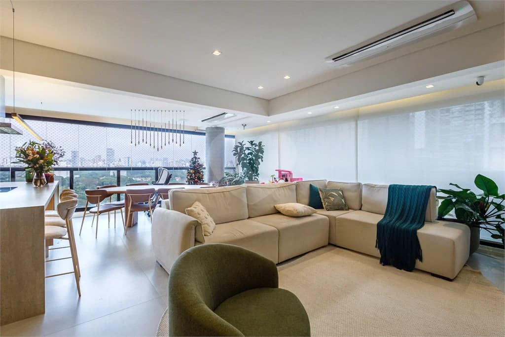 Apartamento com 3 quartos à venda ou para locação em Pinheiros - SP