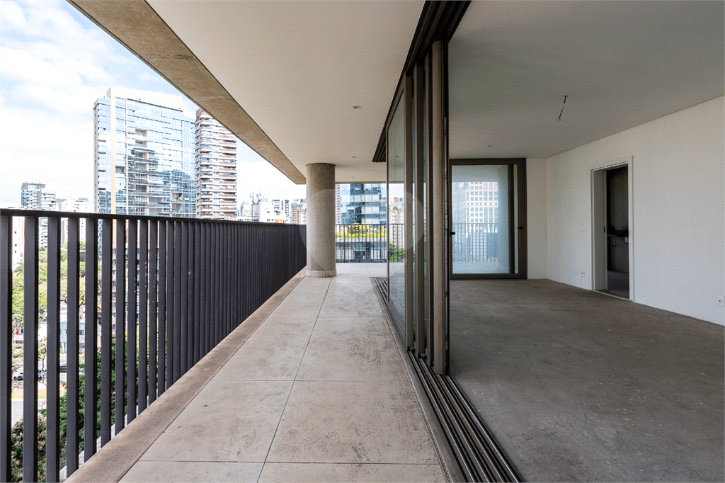 Apartamento com 3 quartos à venda em Vila olímpia - SP