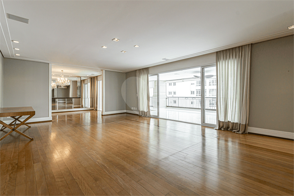 Apartamento com 3 quartos à venda em Vila nova conceição - SP