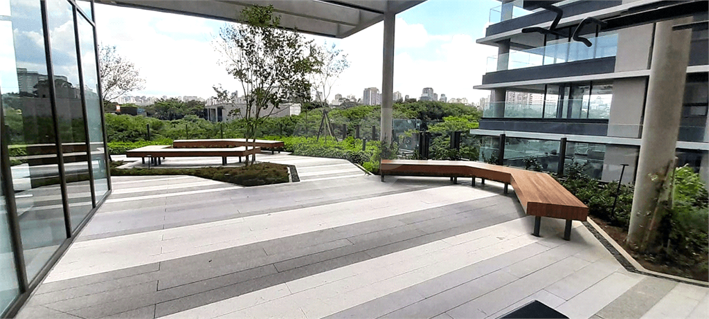 Apartamento com 3 quartos à venda em Ibirapuera - SP