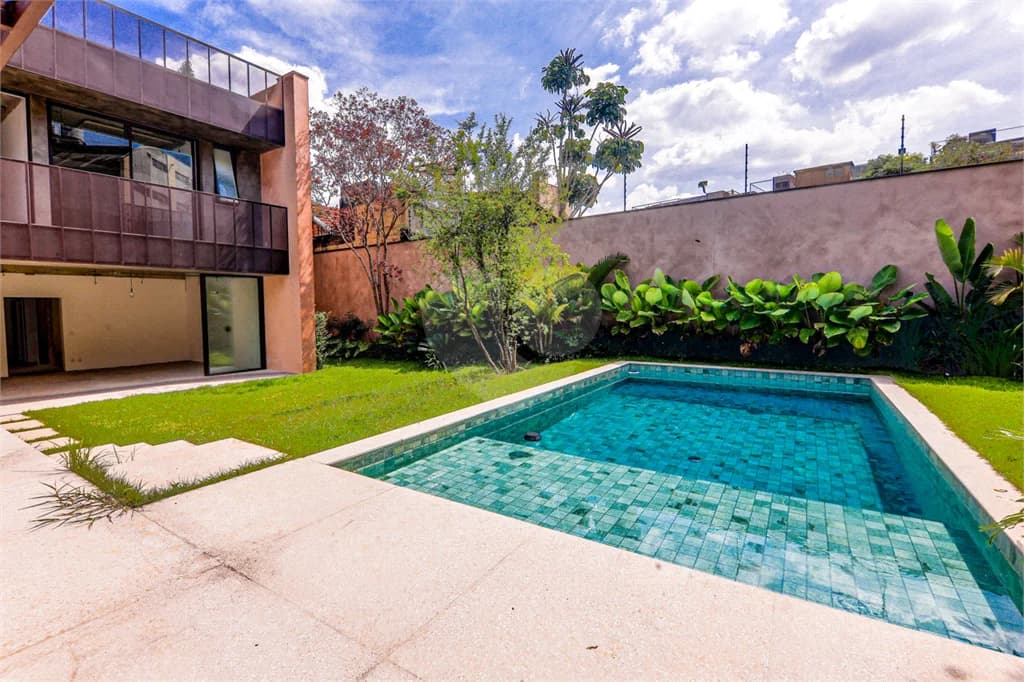 Casa com 4 quartos à venda em Vila madalena - SP