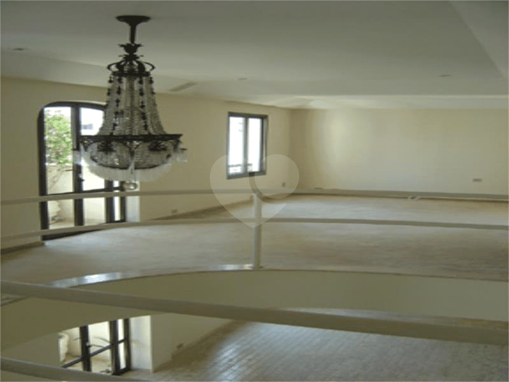 Duplex com 3 quartos à venda em Cerqueira césar - SP