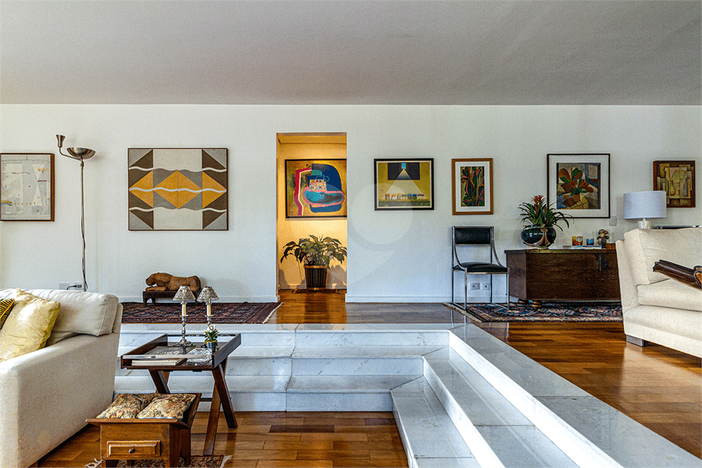 Apartamento com 3 quartos à venda em Consolação - SP