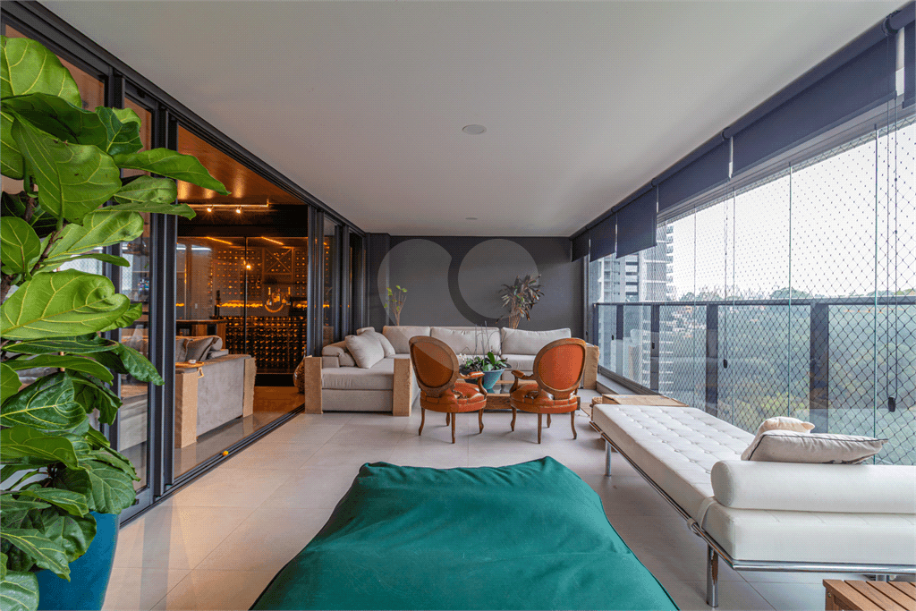 Apartamento com 4 quartos à venda em Jardim fonte do morumbi - SP
