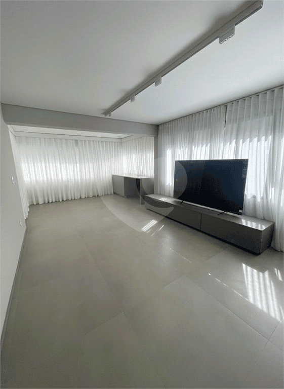 Apartamento com 2 quartos à venda em Cerqueira césar - SP