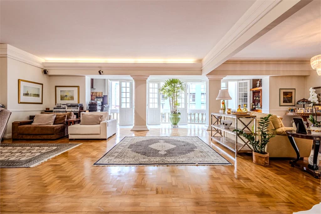 Duplex com 5 quartos à venda em Santa cecília - SP