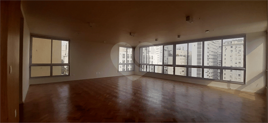 Apartamento com 3 quartos à venda em Cerqueira césar - SP