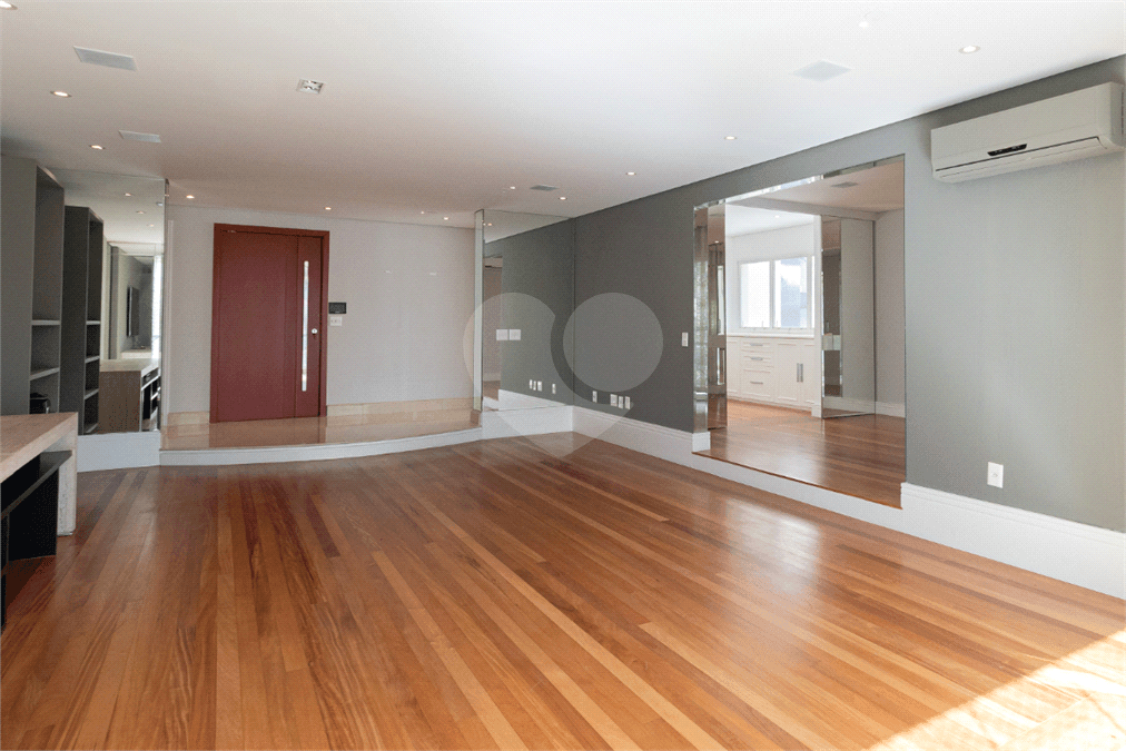 Apartamento com 3 quartos à venda em Chácara itaim - SP