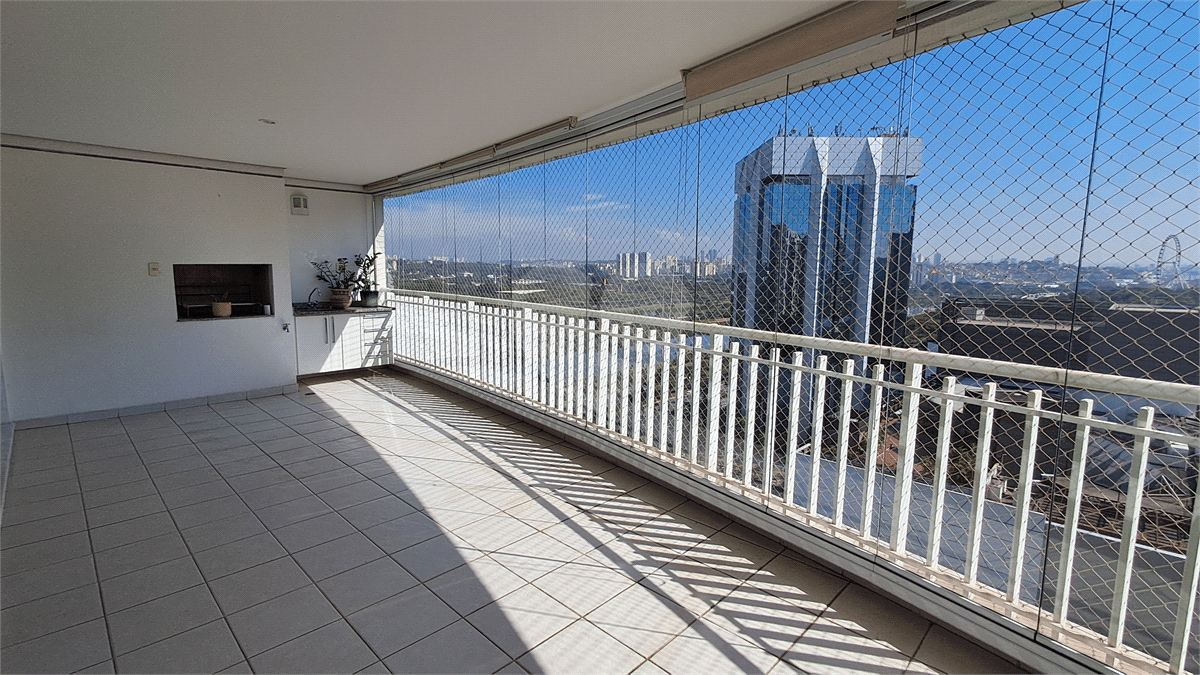 Apartamento com 3 quartos à venda ou para locação em Alto de pinheiros - SP