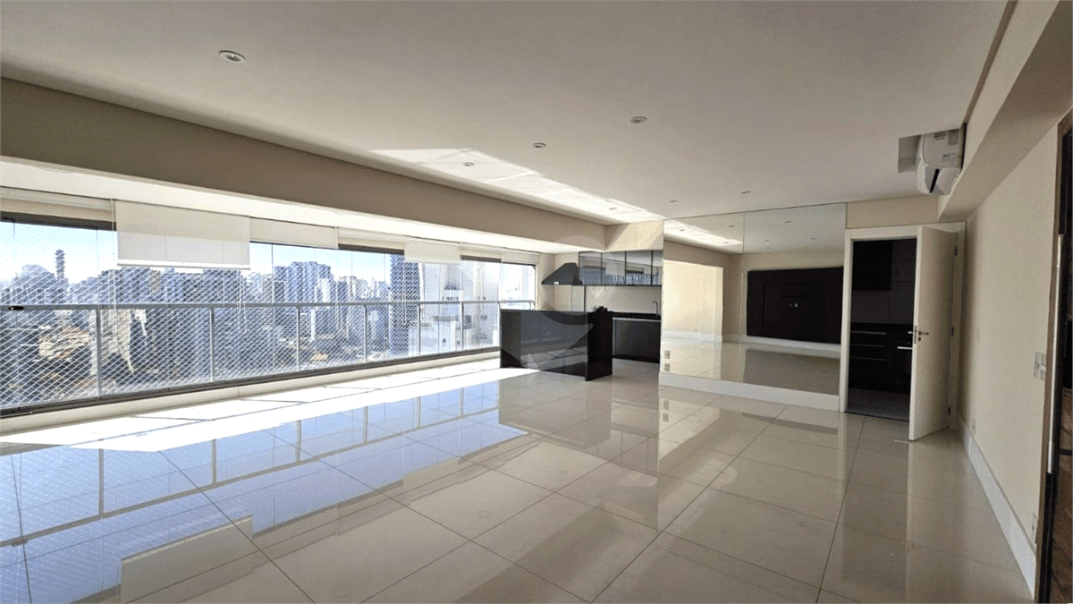 Apartamento com 3 quartos à venda ou para locação em Jardim das acácias - SP