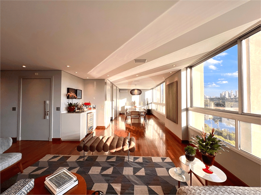 Apartamento com 3 quartos à venda em Jardim europa - SP