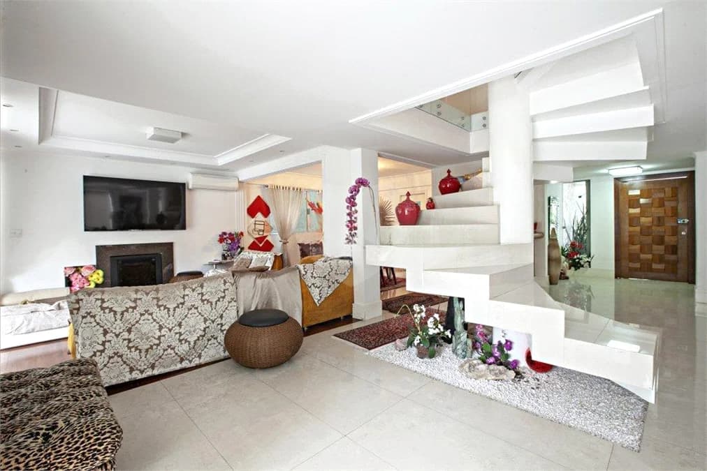 Casa com 4 quartos à venda em Retiro morumbi - SP
