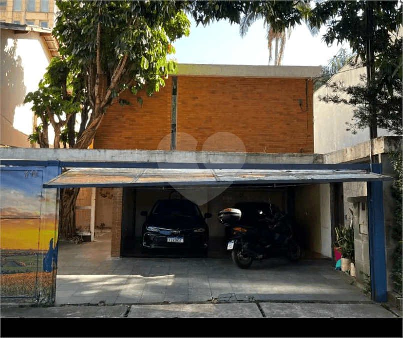 Sobrado com 4 quartos à venda em Jardim europa - SP