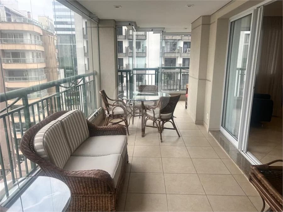 Apartamento com 3 quartos para locação em Jardim paulista - SP