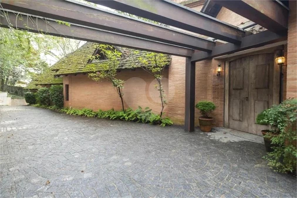 Casa com 5 quartos à venda em Fazenda morumbi - SP