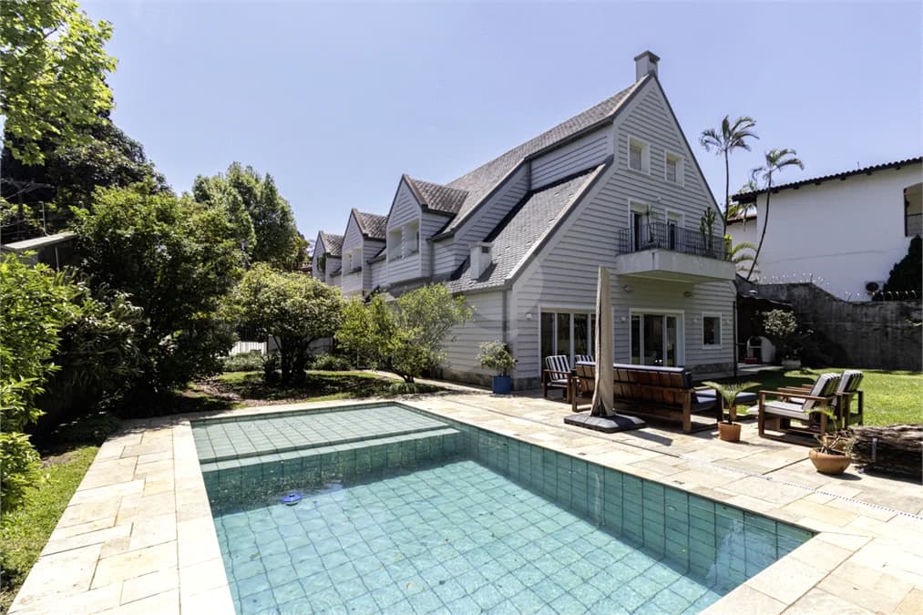 Casa com 4 quartos à venda em Morumbi - SP