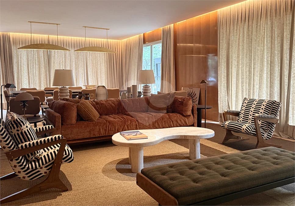 Apartamento com 5 quartos à venda em Moema - SP