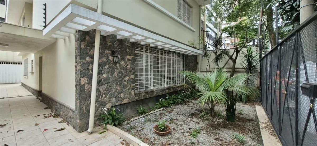 Sobrado com 3 quartos à venda ou para locação em Vila nova conceição - SP