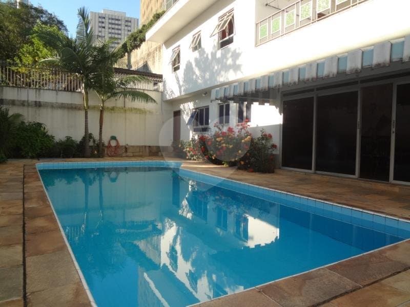 Sobrado com 4 quartos à venda ou para locação em City boaçava - SP
