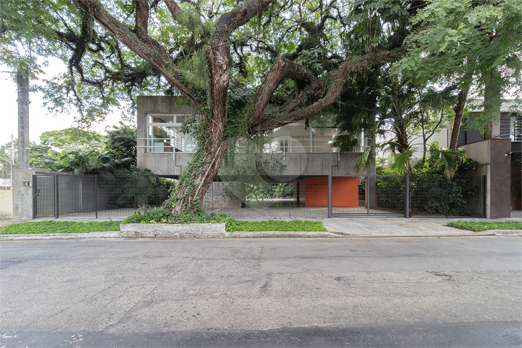 Casa com 3 quartos à venda ou para locação em Alto de pinheiros - SP