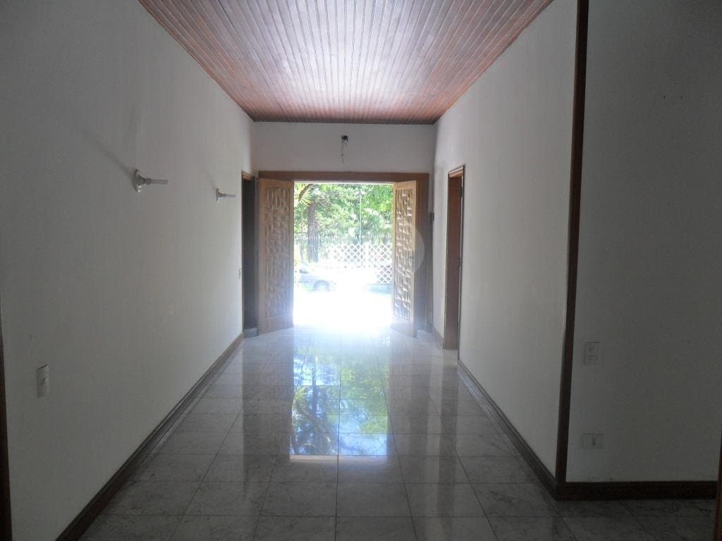 Casa térrea com 4 quartos à venda em Retiro morumbi - SP