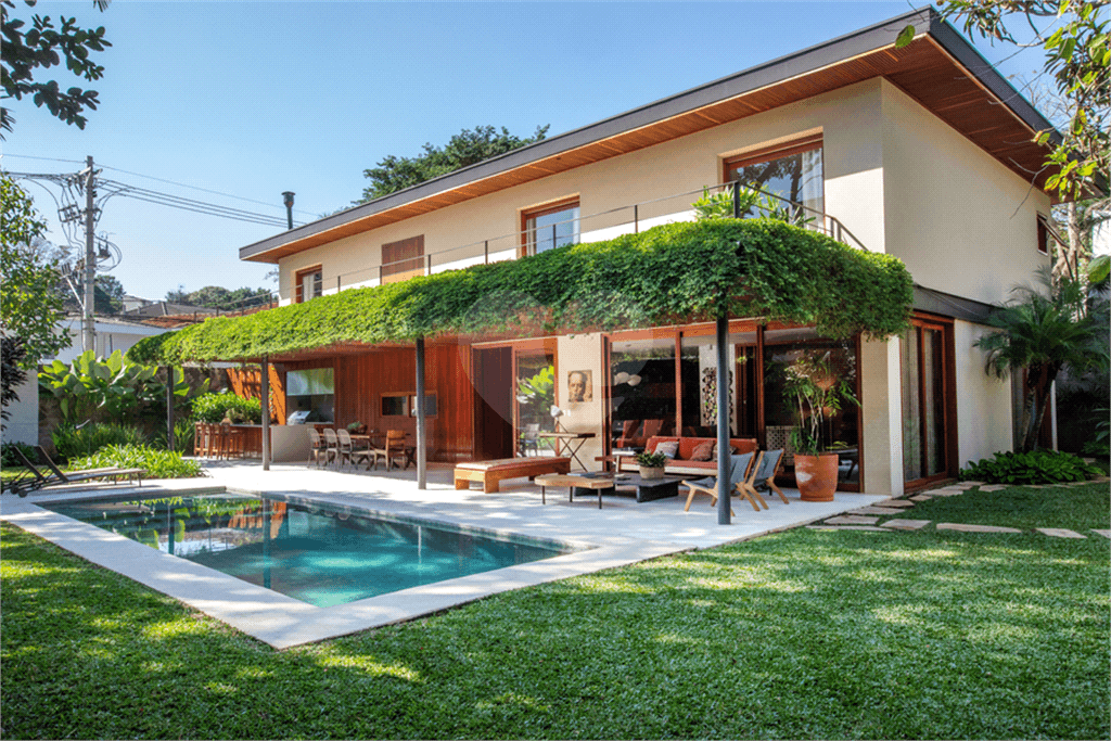 Casa com 4 quartos à venda em Vila madalena - SP