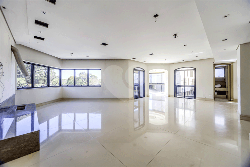 Apartamento com 4 quartos à venda em Consolação - SP