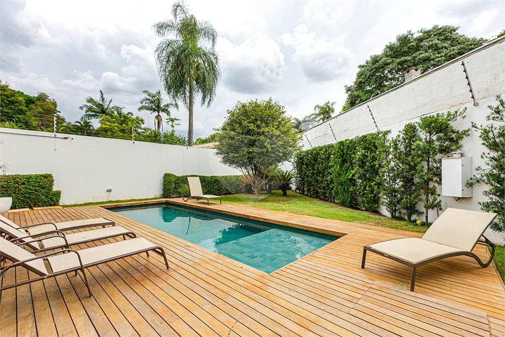 Casa com 4 quartos à venda em Alto de pinheiros - SP