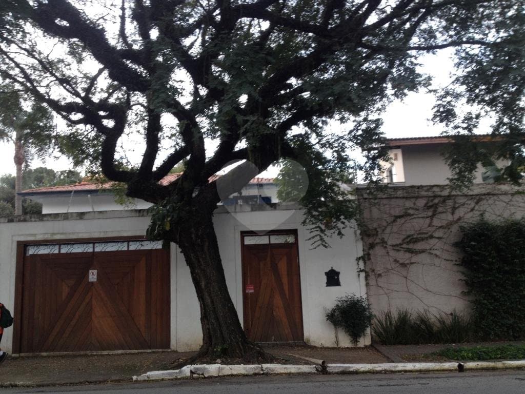 Sobrado com 5 quartos à venda ou para locação em Alto de pinheiros - SP