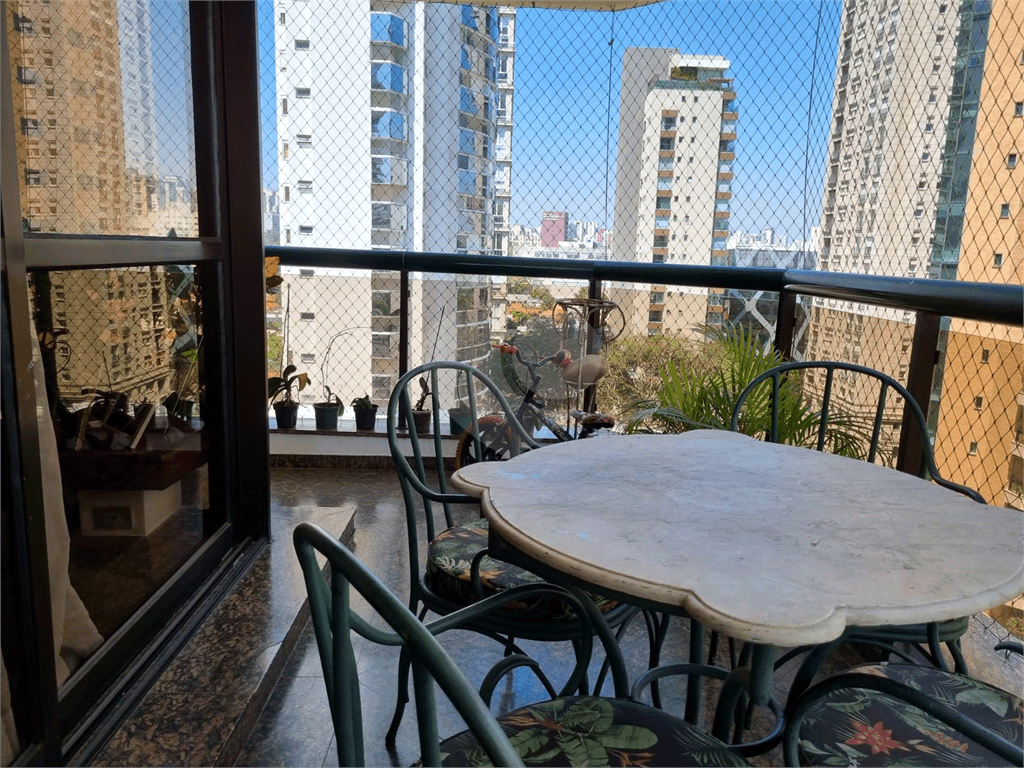 Apartamento com 3 quartos à venda em Vila mariana - SP