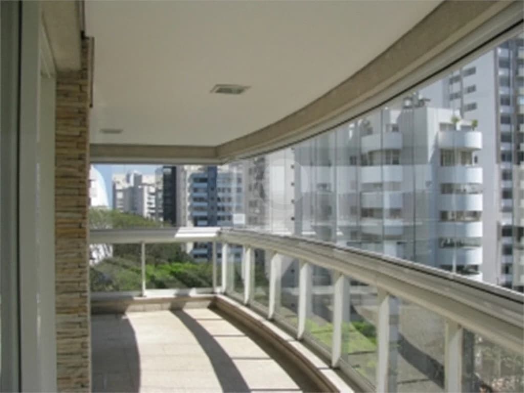 Apartamento com 3 quartos à venda ou para locação em Vila nova conceição - SP