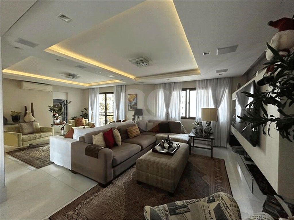 Apartamento com 4 quartos à venda em Jardim europa - SP