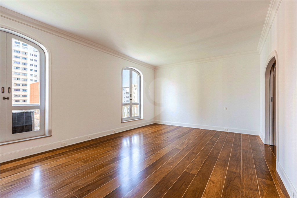 Apartamento com 4 quartos para locação em Cerqueira césar - SP