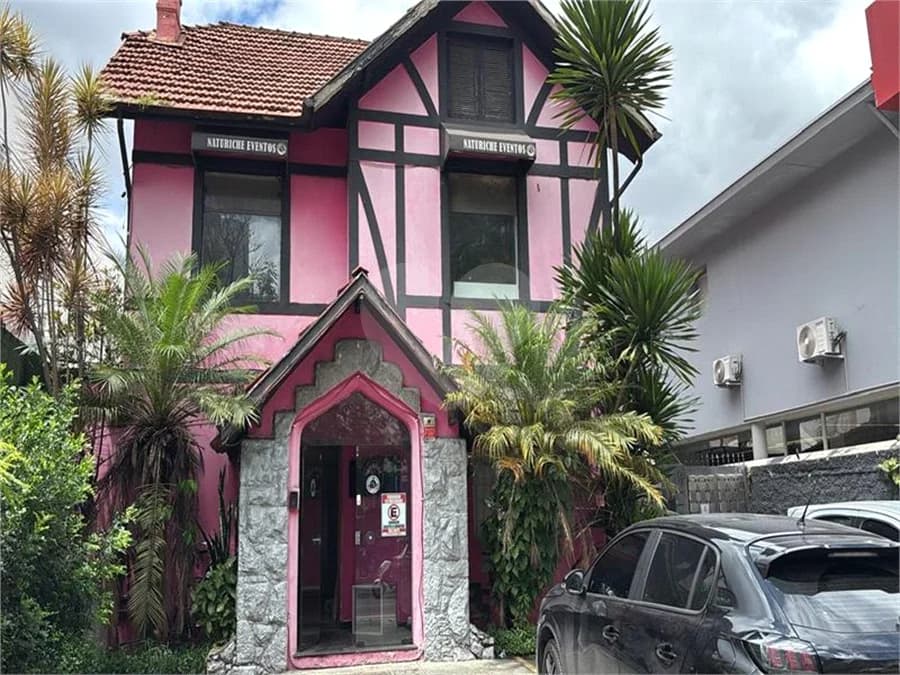 Casa com 5 quartos para locação em Pinheiros - SP
