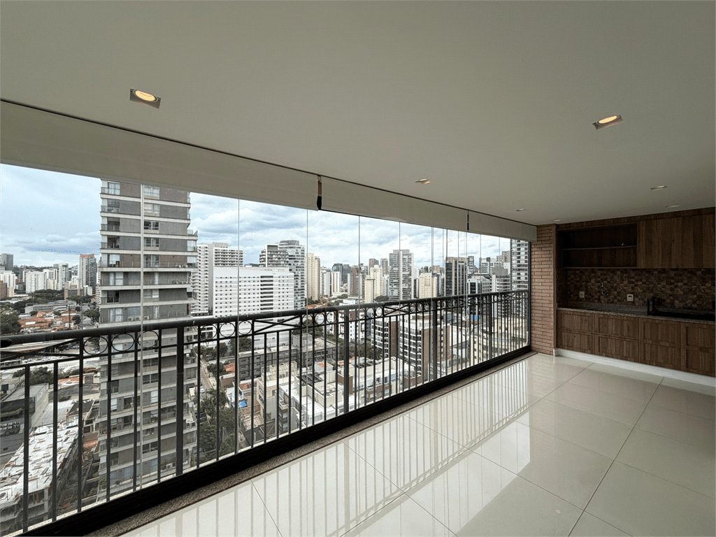 Apartamento com 3 quartos para locação em Vila nova conceição - SP