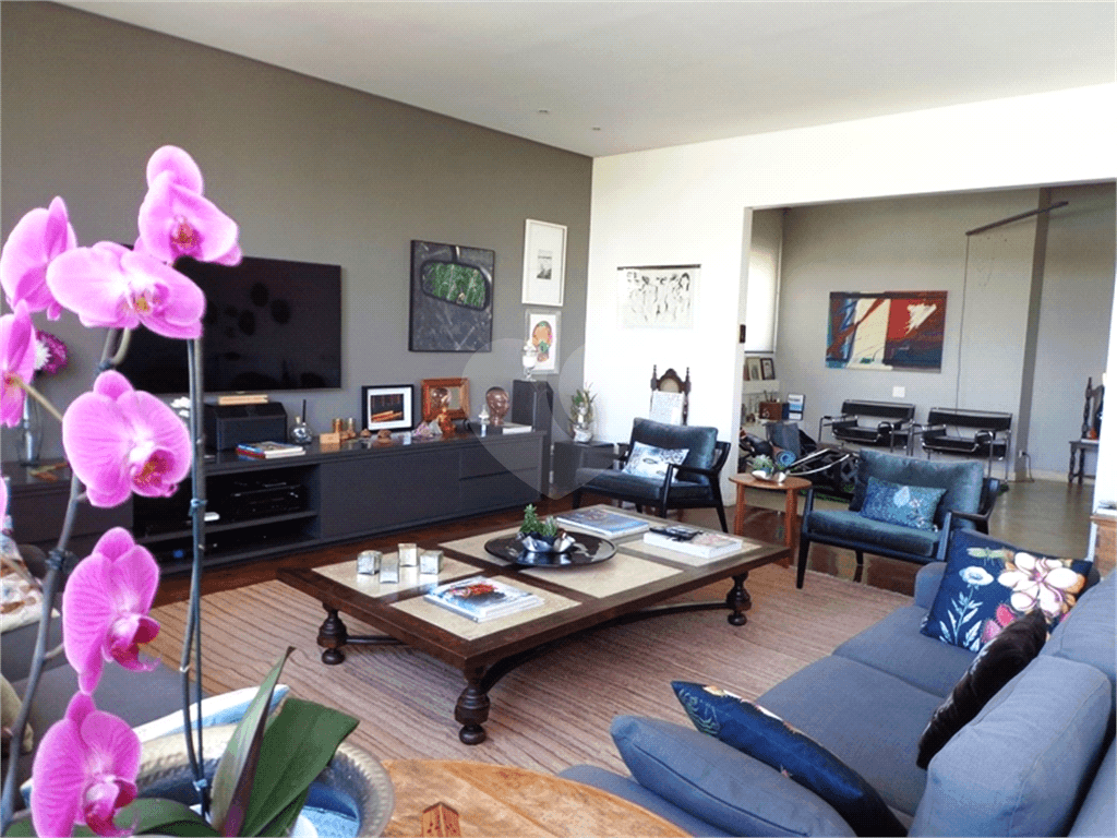 Apartamento com 3 quartos à venda em Higienópolis - SP