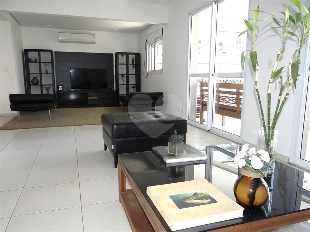 Apartamento com 4 quartos à venda ou para locação em Vila uberabinha - SP