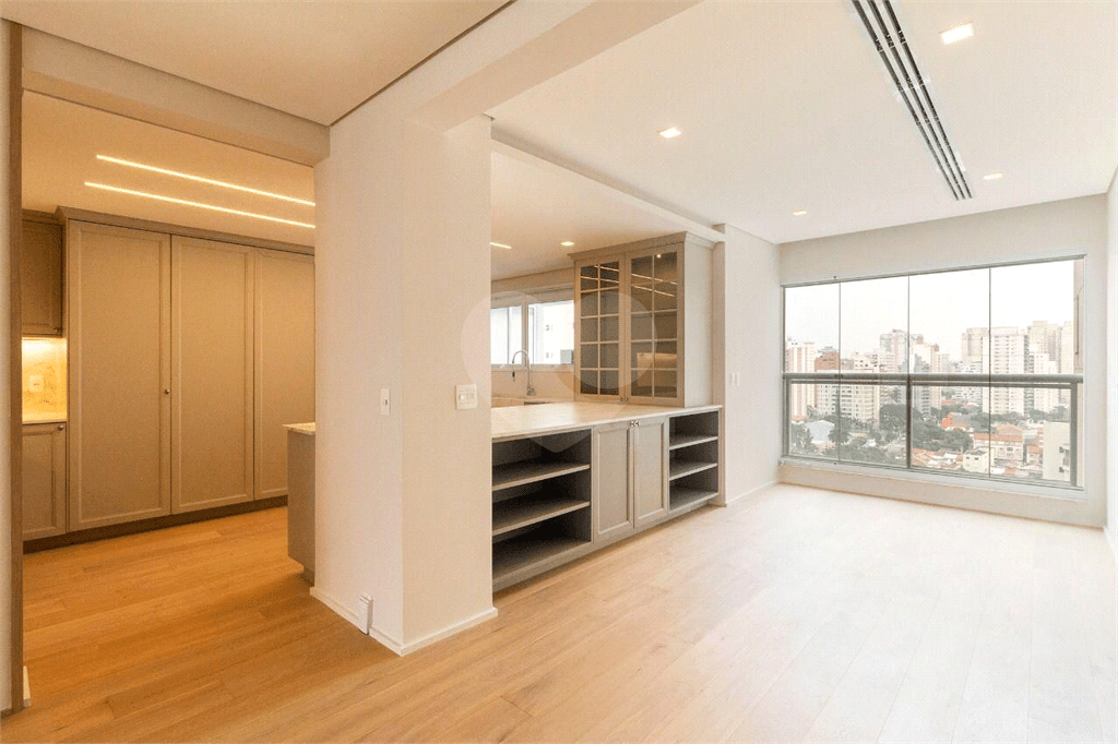 Apartamento com 3 quartos à venda em Campo belo - SP