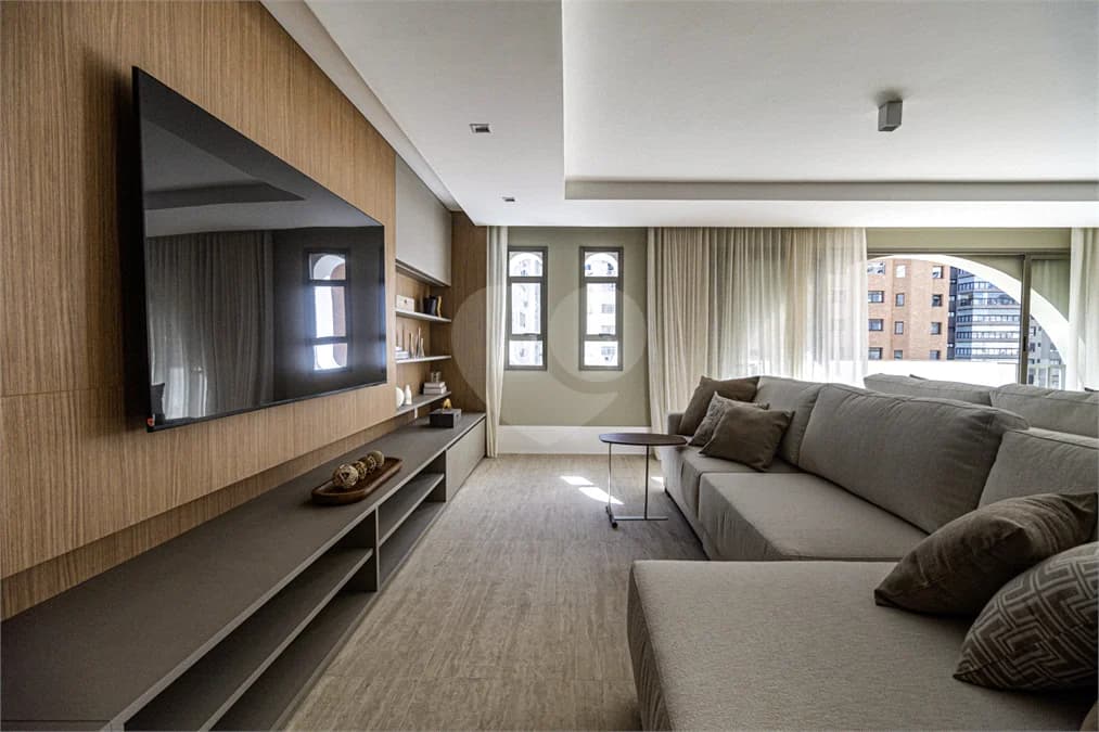 Apartamento com 4 quartos à venda ou para locação em Cerqueira césar - SP